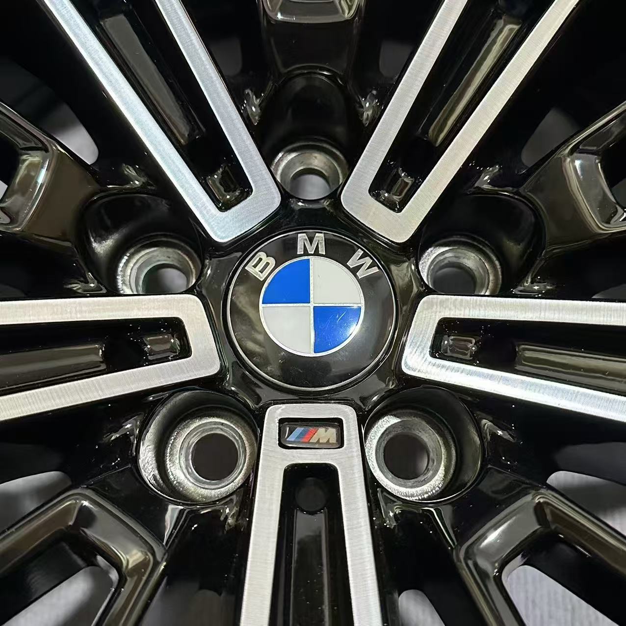 BMW M4 825M 19/20 inch original wheel