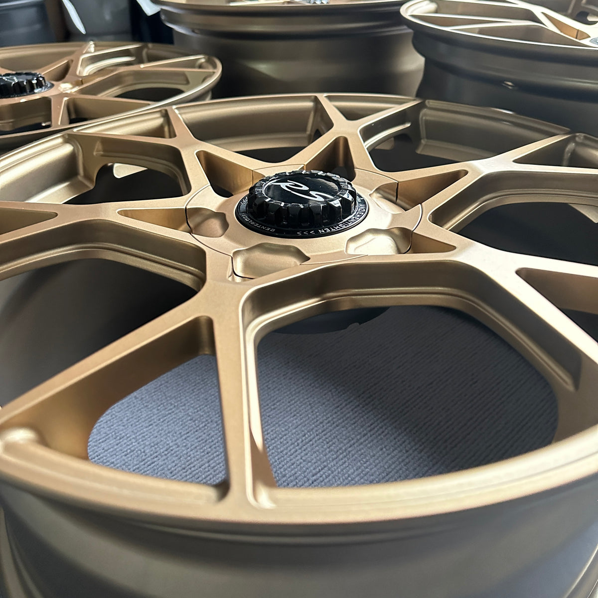 MB15 20 inch 5*130 71.6