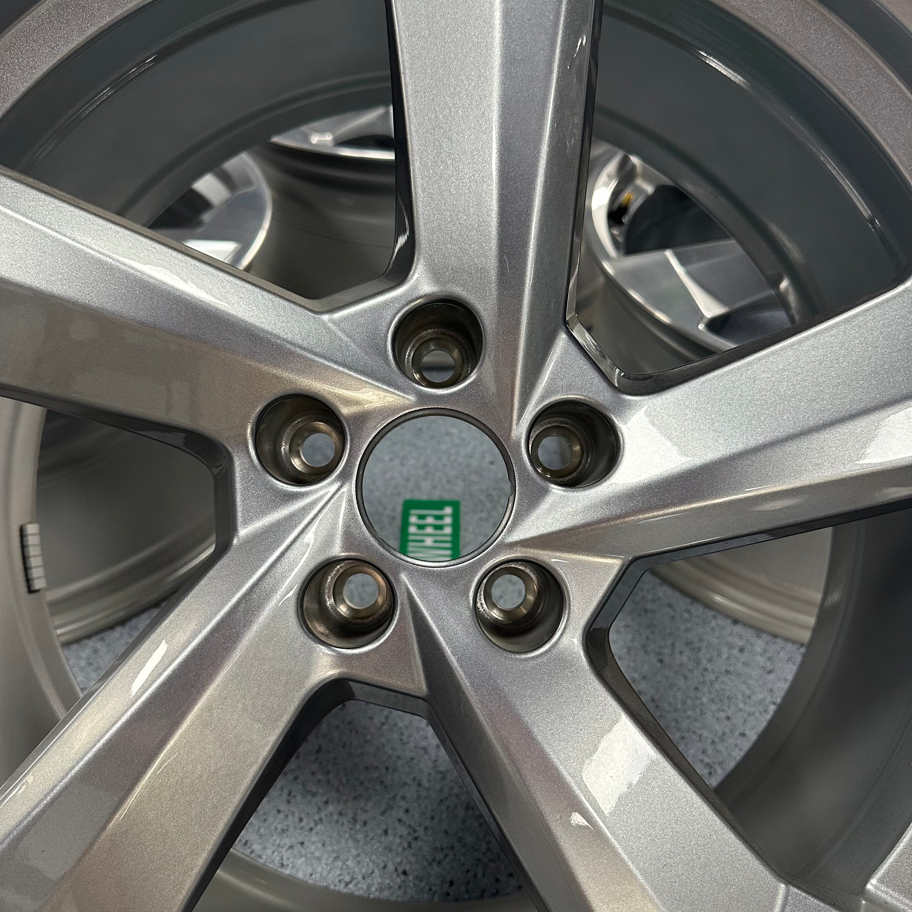 Audi A6 20 inch  original  wheel
