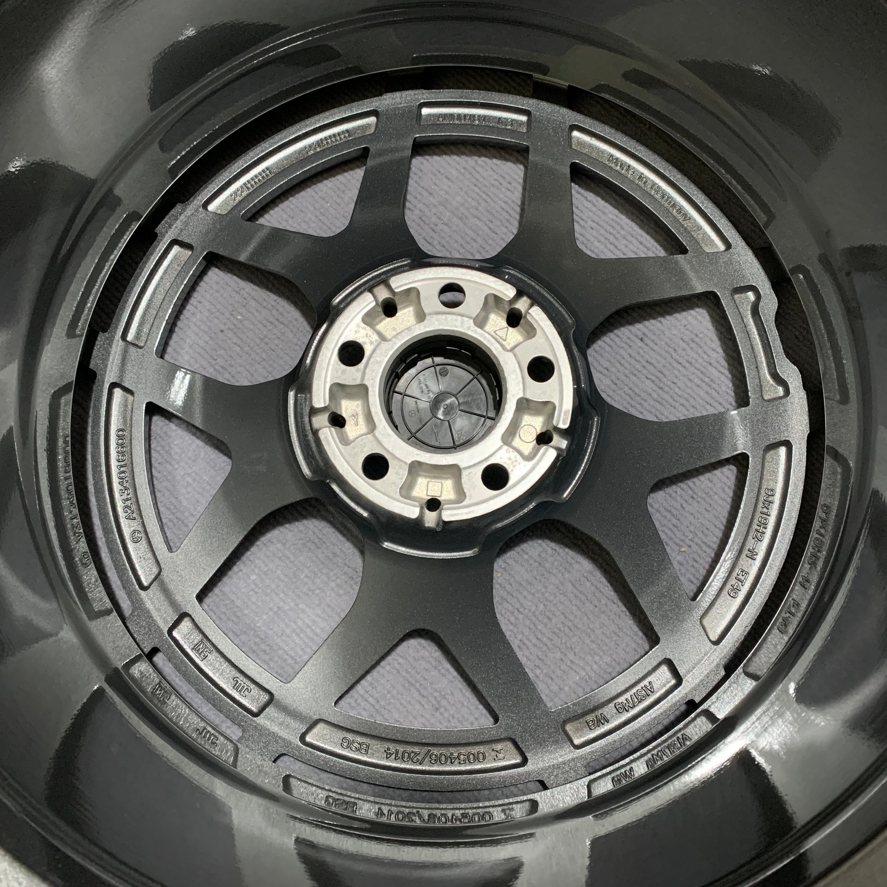 Mercedesbenz E300 19 inch original wheel
